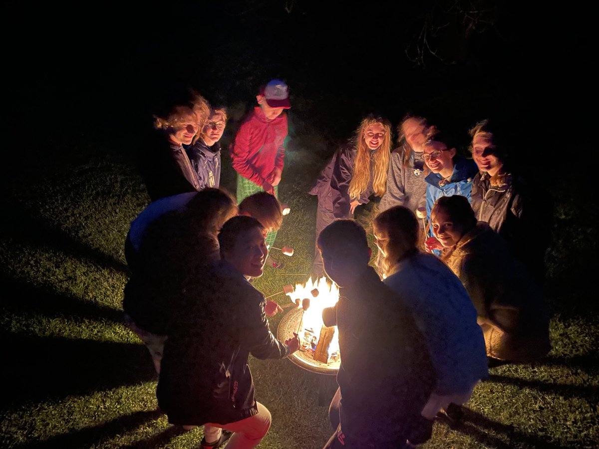 HaslandHallPE's tweet photo. What it’s all about…. #studentsfirst #perfectend ⁦@DofE⁩ ⁦@oahaslandhall⁩ 🔥 https://t.co/1a7XdlJG5J