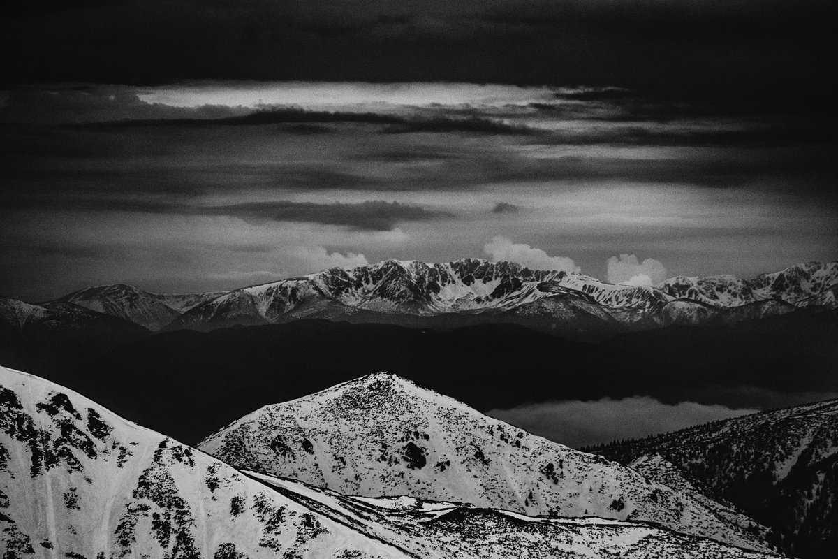 LuckasKaminski's tweet photo. #kasprowywierch #tatry #polska #slowacja #góry #zmierzch #bwphotography #bwlandscape #prawiejakanseladams https://t.co/oQcrrkHNU7