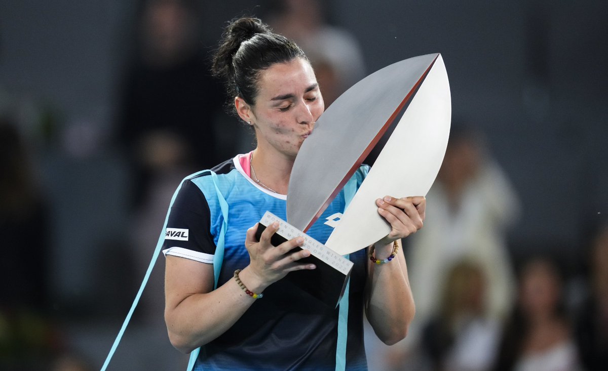 MutuaMadridOpen's tweet photo. Sealed with a 💋

@Ons_Jabeur | @WTA | #MMOPEN https://t.co/5nZafg1EXx