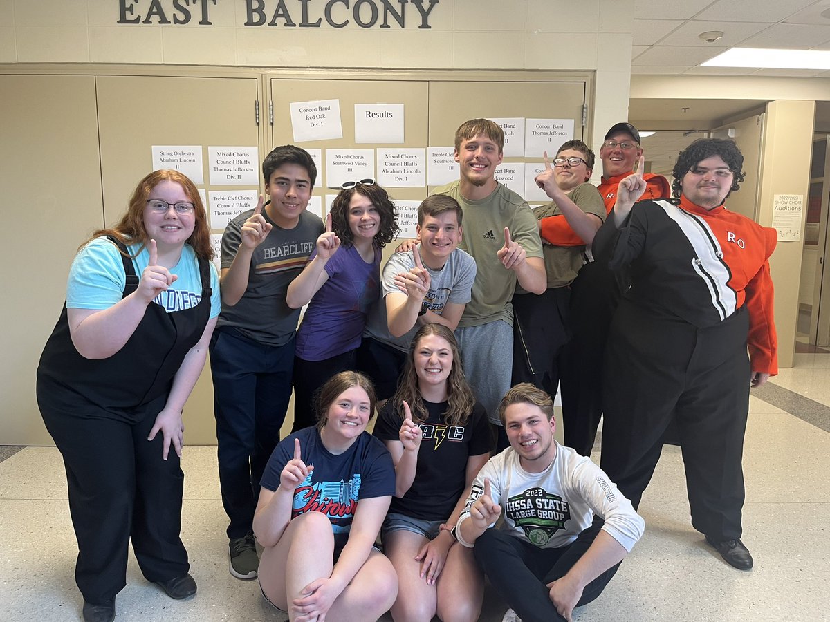 RedOakBand's tweet photo. Today the Red Oak Band performed for Large Group Contest and earned a Division 1! This group has worked incredibly hard and performed with their heart today. We did it for our 2022 Seniors. https://t.co/1CauCQpfEo