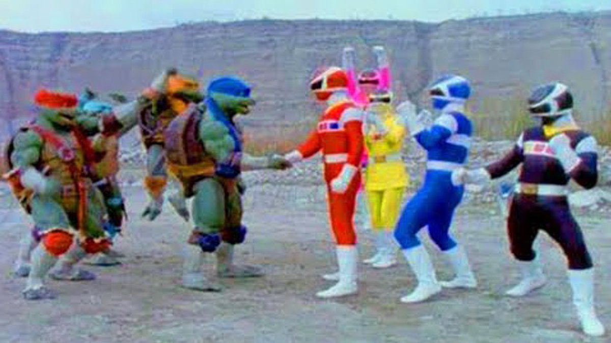 bunjil's tweet photo. eth clowns and sol clowns becoming friends on the TL https://t.co/2Yvco3dkFt