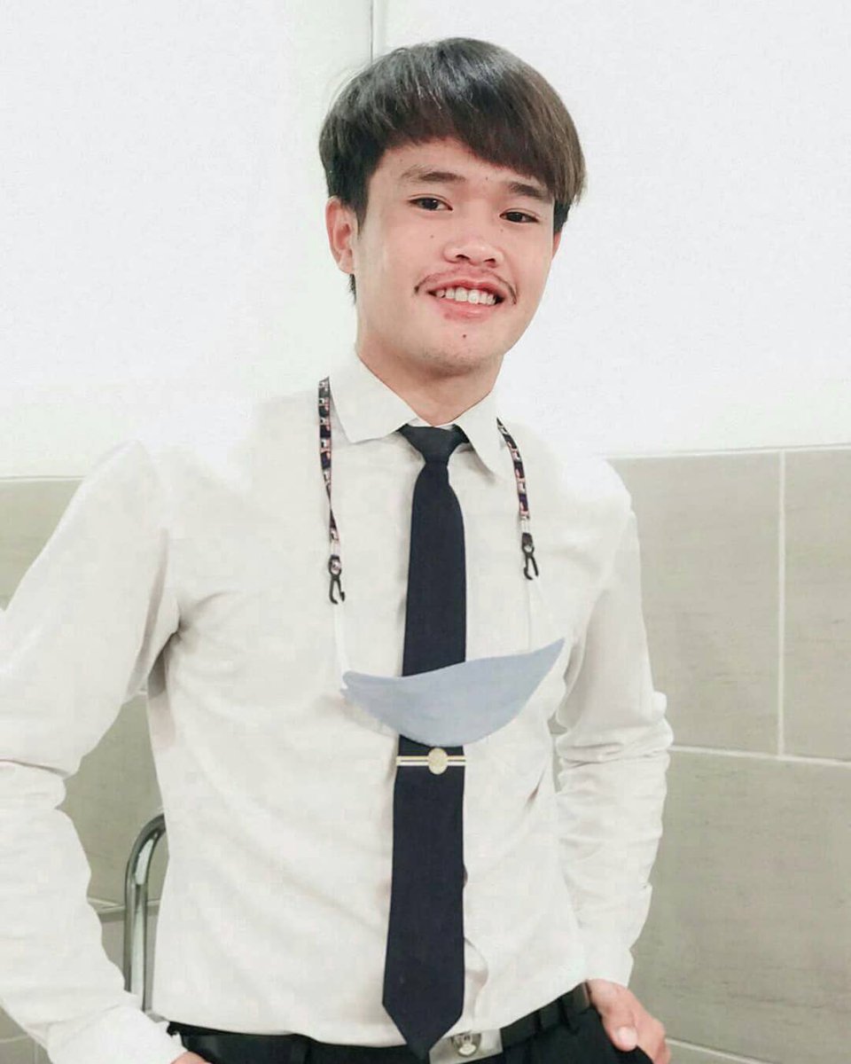 EverBeen14's tweet photo. ผมยิ้มแบบนี้ พออ้อนได้ไหมครับ😂😉
#เกย์ #บ้านหมี่ #ลพบุรี #รีทวิตให้หน่อยครับ https://t.co/Jvc5juwyu8