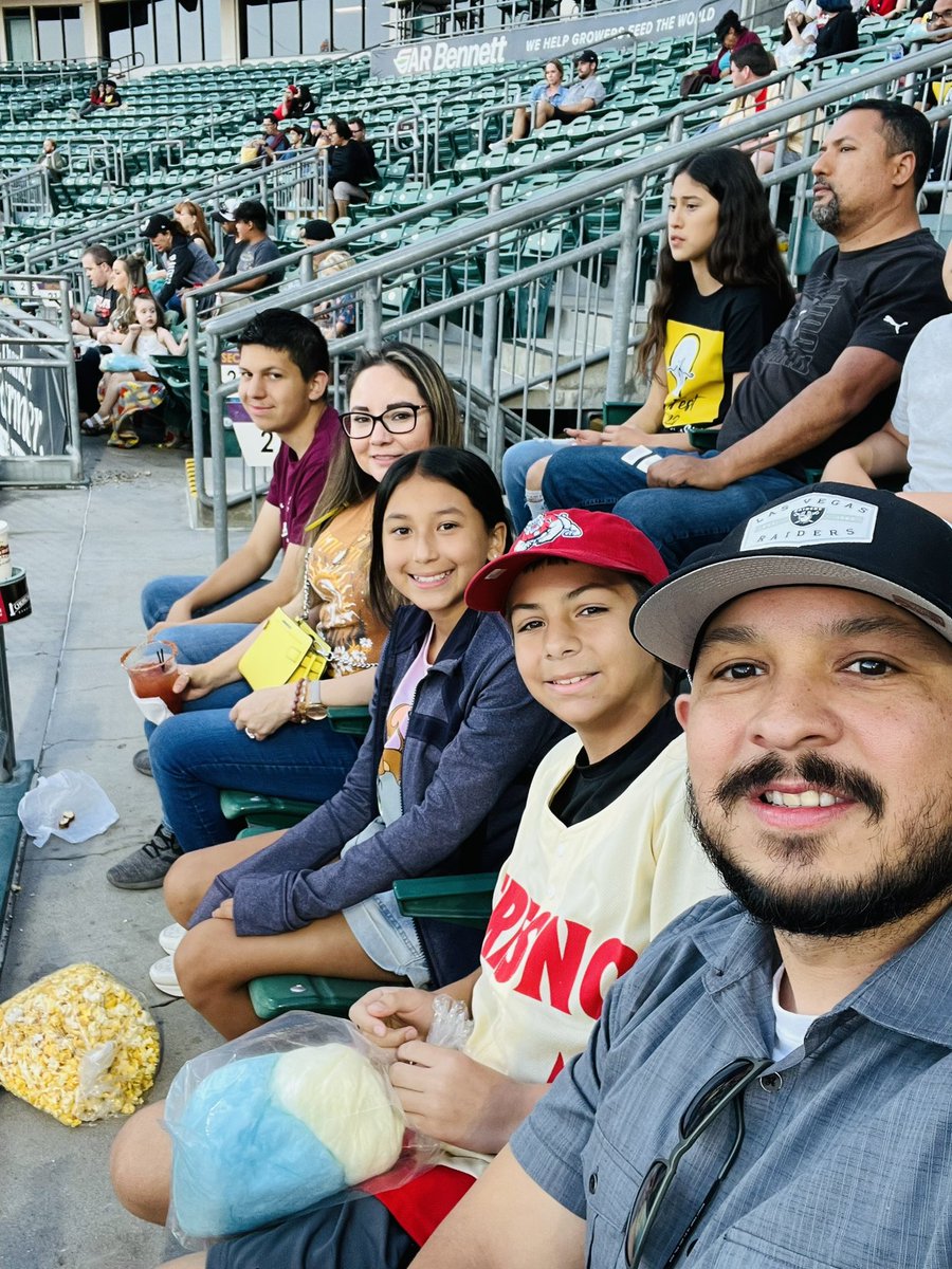 Beautiful night for a game ⚾️ #RaiseTheBear