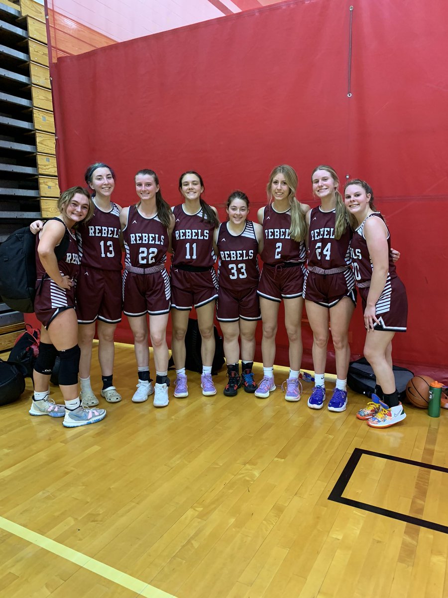 Women went 3-0, men went 1-1. Lost in a tough first battle! Great day all around! <a href="/ali_rawls13/">ali</a> <a href="/AleksPecoski1/">Aleks Pecoski</a> <a href="/RegionRebels/">RegionRebels</a> <a href="/Noahmijares2/">Noah mijares</a> @sid53460227