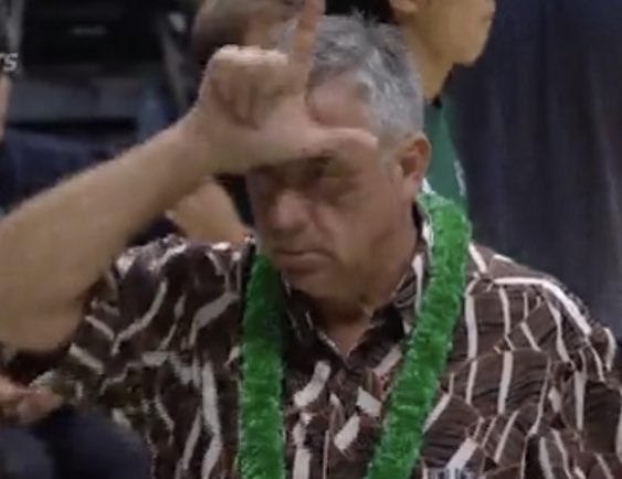 TannerHaworth's tweet photo. #HawaiiMVB @HawaiiMensVB https://t.co/LBZql8EeY3