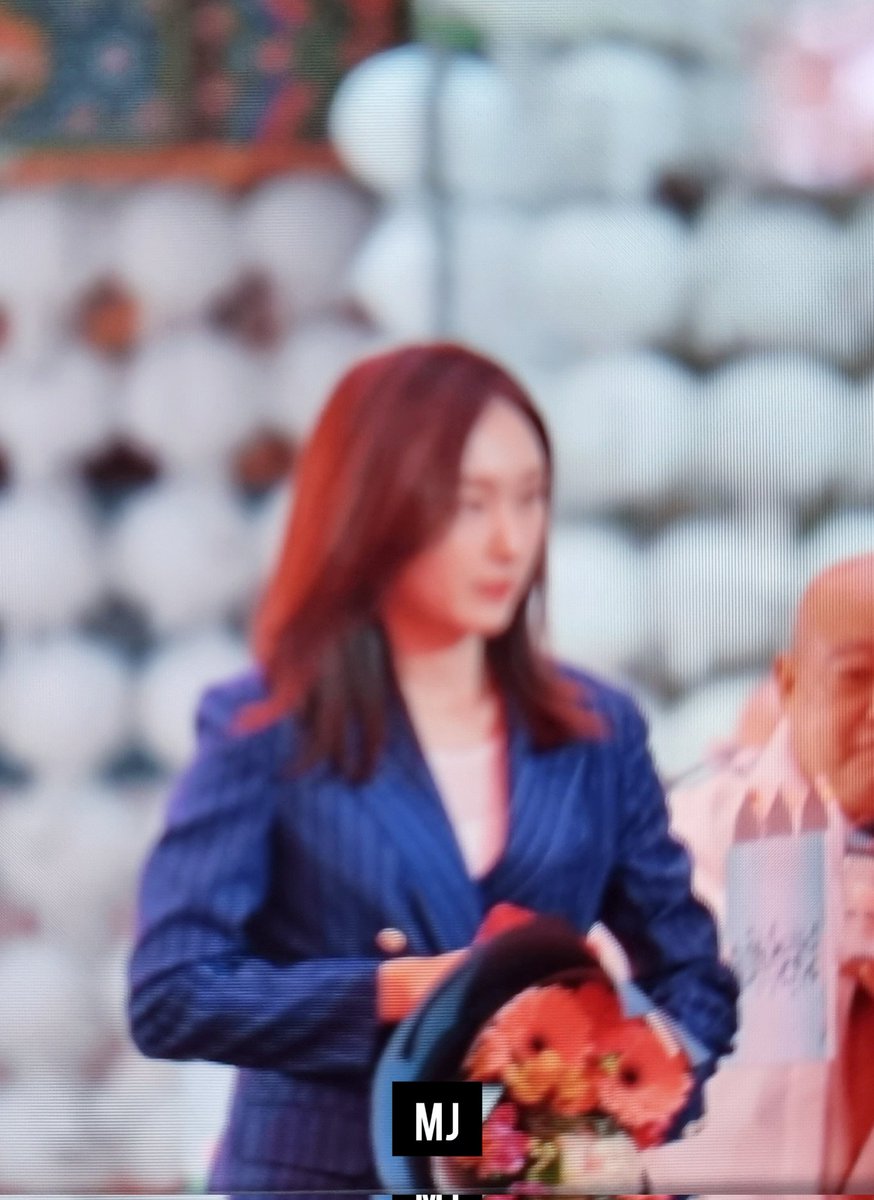 mjlover0909's tweet photo. 220508 봉축법요식

#최민정 #쇼트트랙 https://t.co/m1yrfjF821