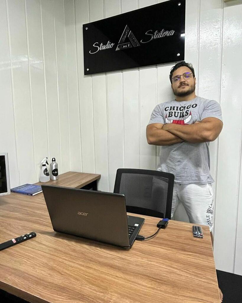 SilvaSardes's tweet photo. Conheci ontem o studio de perfomance física - Statera, idealizado e liderado pelo meu tio, esposo da @patrissiasouza ! 

O nome Statera (Equilíbrio em latim) carrega o propósito do studio que é levar saúde e equilíbrio entre mente, corpo e espírito! 

Eq… https://t.co/qnRaDpVVjO https://t.co/DHsu8SkAwO