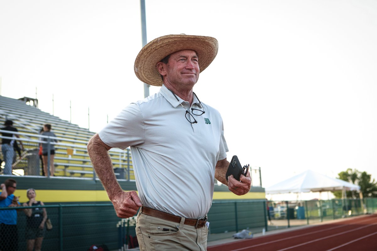 OBU_TrackXC's tweet photo. The 🐐 himself

Congratulations to Coach Ford Mastin for being named the 2022 GAC Women's Coach of the Year! https://t.co/vSzkLAQfLI