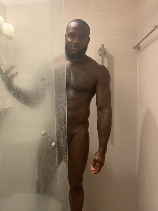 Saturday Night ⚫️ ⚫️ ⚫️ https://t.co/8F3JqgOu2I