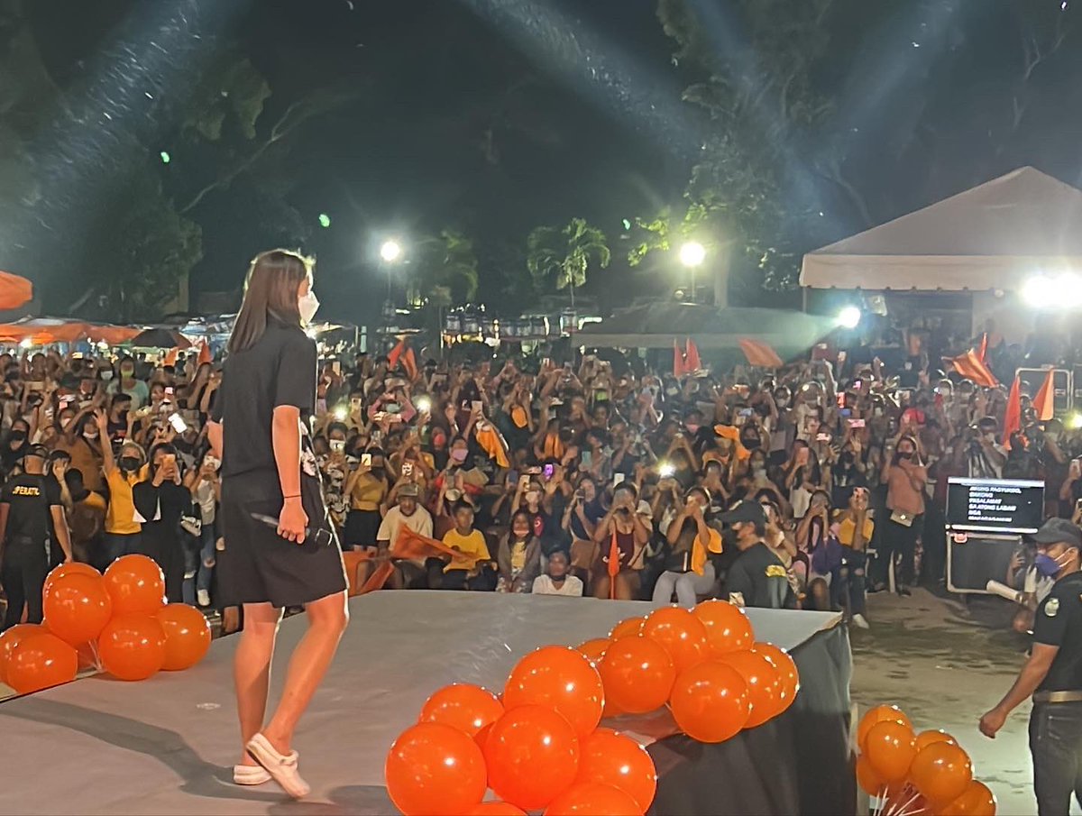 vaniaedralin's tweet photo. 16 hours in Panglao 🤍🙏🏼☀️🌴✈️😊

#MomagerDuties 🙃#DeannaInBohol 

Special thanks to Mayor Nila Montero and Councilor Aya Montero-Caindec for inviting us. https://t.co/KskgCNGwWJ