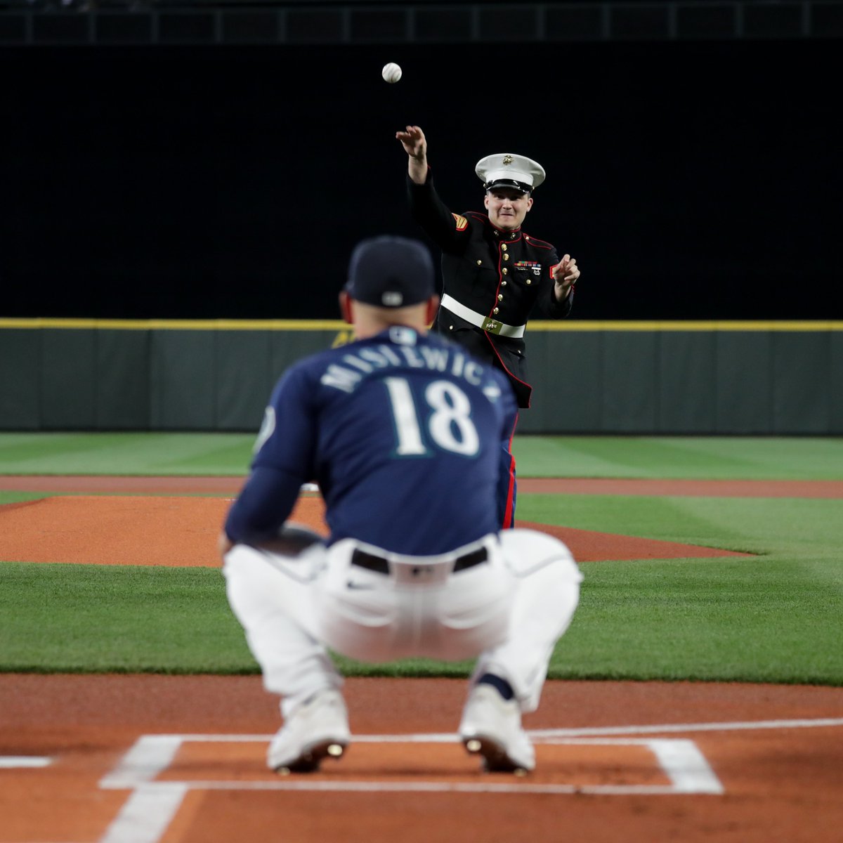 TMobilePark's tweet photo. Celebrating those who serve our nation on Salute to Armed Forces Night 🇺🇸 https://t.co/lYBuyTliYi