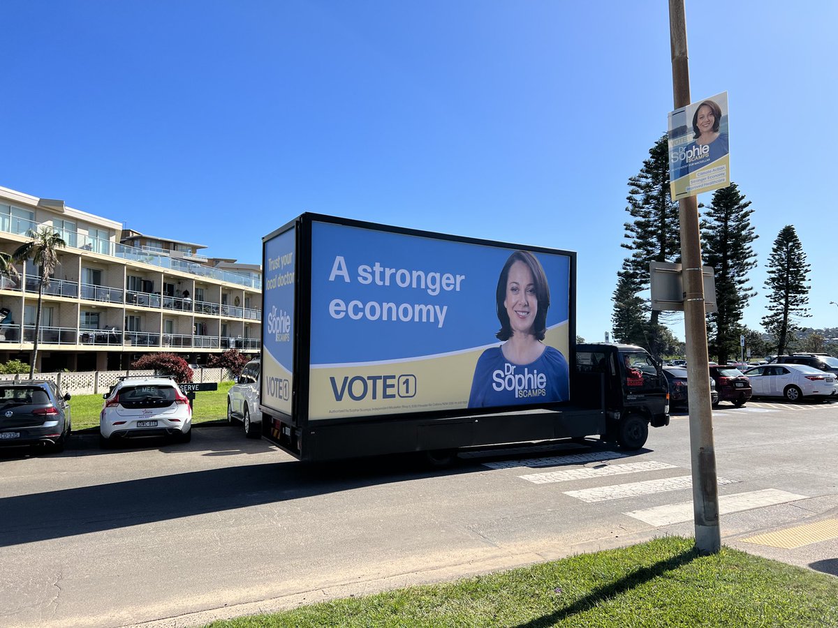 Dee Why Beach just now. #MackellarVotes #DrSophieScamps