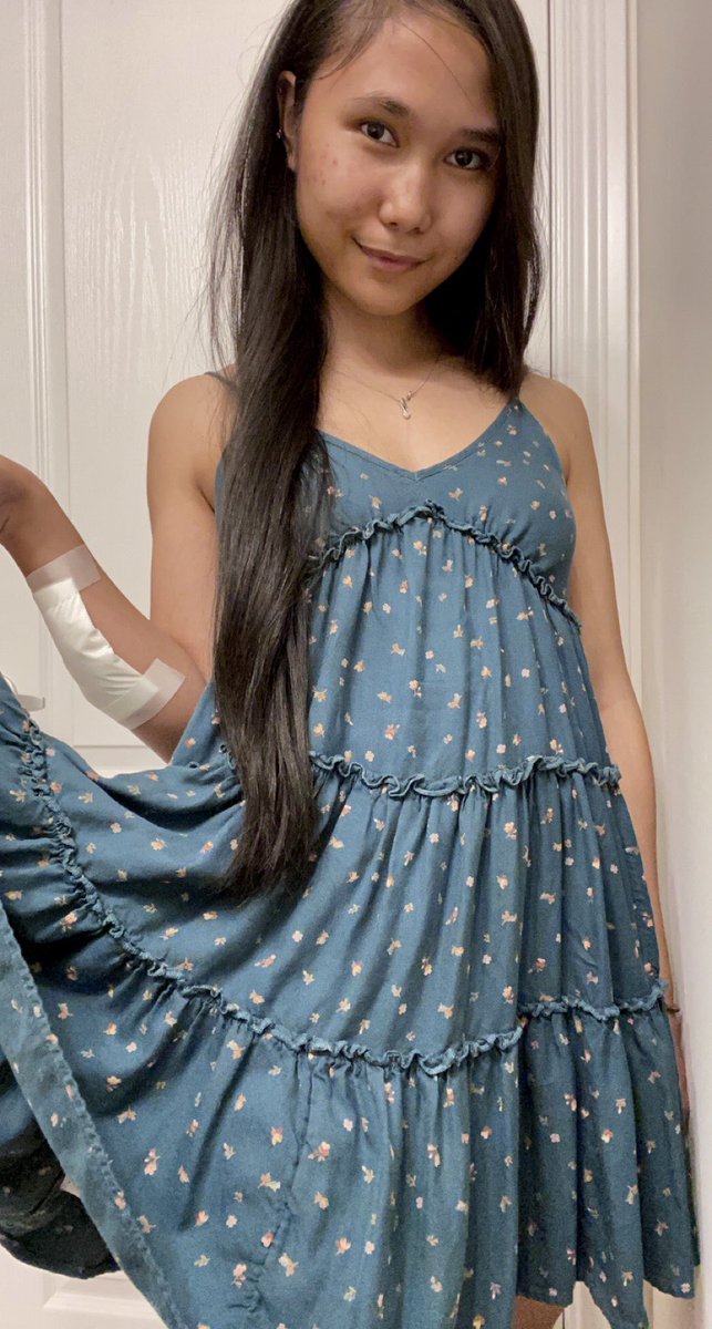 ikuurs's tweet photo. i don’t normally wear dresses but when i do i guess it’s kinda cute
(the pads are there because i was clumsy and got scalded🤕) https://t.co/744YJf2LbA