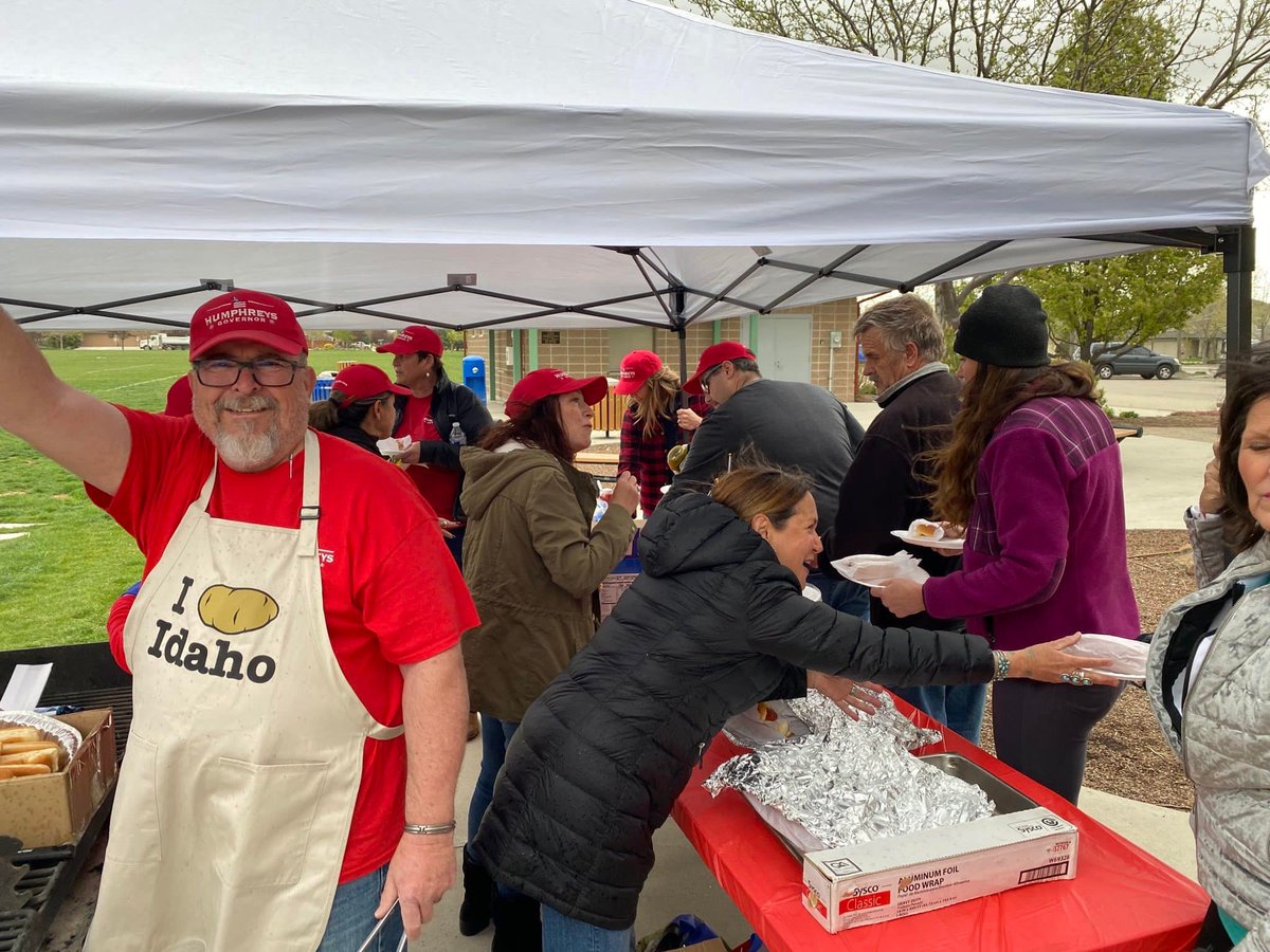 EdForIdaho's tweet photo. Storms don’t slow this team down! Despite rain and wind we had a BBQ to BACK THE BLUE. No one at this event could ever be accused of being a “sunshine patriot.” https://t.co/wLROCs4mjj