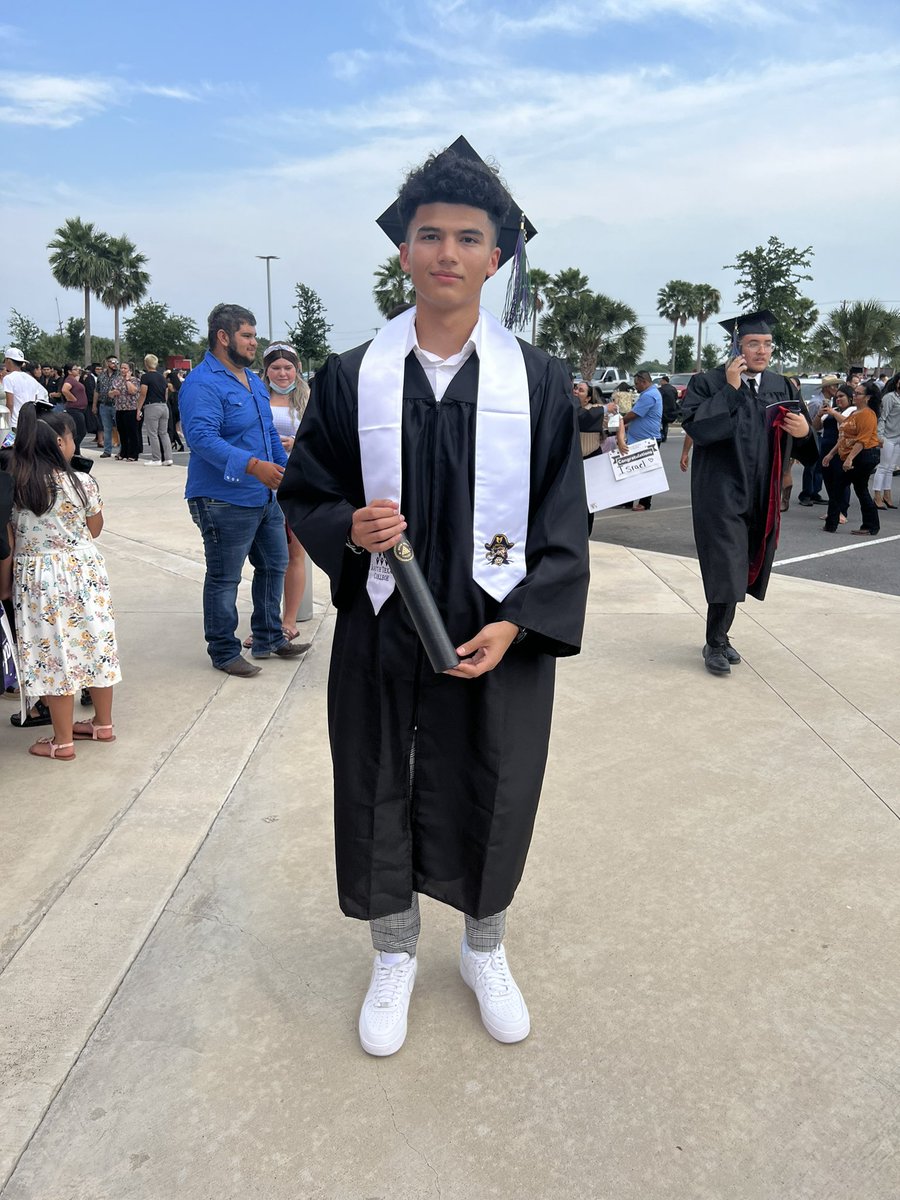 Kevin_cerda8's tweet photo. #Stcgrad π€ https://t.co/8B75M4Ofy5