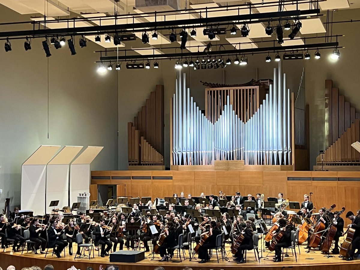 kellyzim17's tweet photo. It was so nice to be @FredoniaU School of Music to see my oldest play in the final orchestra concert of the season tonight. #musicmom https://t.co/vgSXG5tQFg