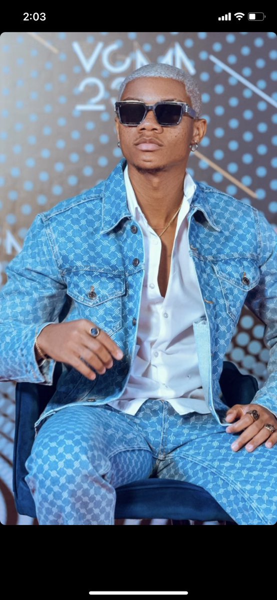 ListoKurt's tweet photo. @KiDiMusic congratulations 

I really believe this is for you https://t.co/Z1RQaeqXIw