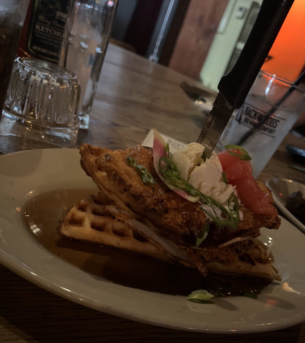 I had to slide through to connect with my brethrens <a href="/riverpigsaloon/">River Pig Saloon</a> earlier for brunch during the <a href="/celtics/">Boston Celtics</a> &amp; <a href="/Bucks/">Milwaukee Bucks</a> game…👌🏽🔥🥘🏀 #RiverPig