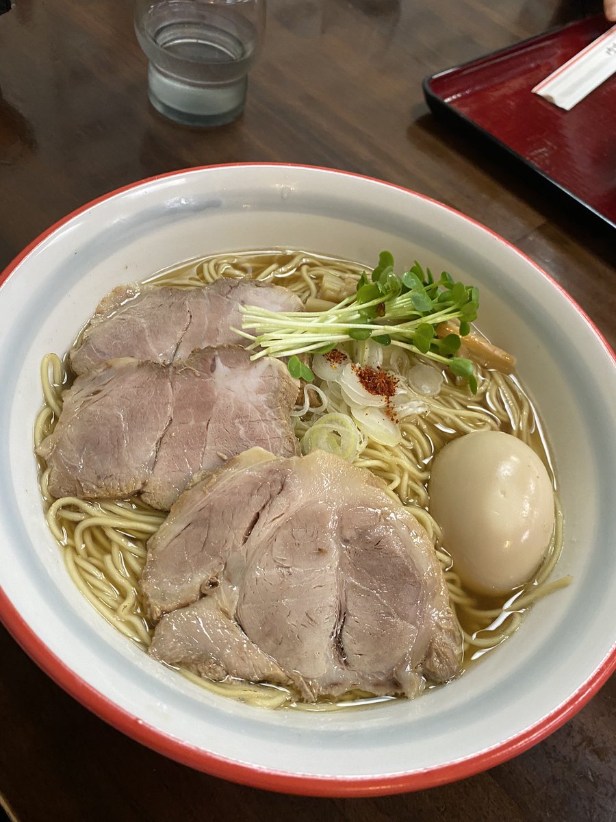 BlueSkyBoy8's tweet photo. 昨日は初めての
潮の音さんへ
特製中華そばご馳走様でした！ https://t.co/NJw7ZeEqEB