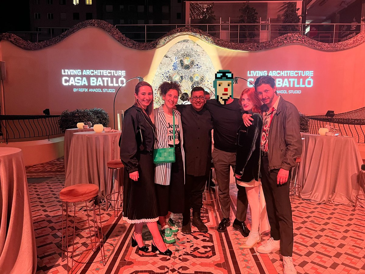 mb__nft's tweet photo. What a night. Thank you @refikanadol and Studio for this monumental and incredible work. Thank you @CasaBatlloGaudi for the perfect hospitality. A night to change it all. 🙏🏼✨ #RefikAnadol #LivingArchitecture #CasaBatllo https://t.co/QFKLdBNs4B