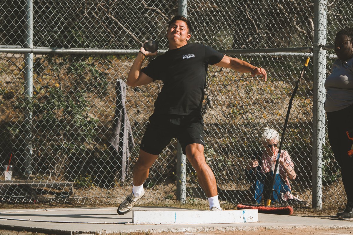 kurtchesneyfb's tweet photo. Track season almost over. CIF Finals up next!

@AF_Football @coachskene3 @Brian_Knorr @CoachTCalhoun @jake8shakes https://t.co/T0xZMDVgPY