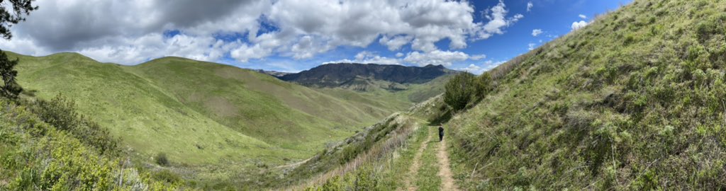 inquireofficial's tweet photo. Todays views โ๏ธ๐ฝ #cashmere #cashmerewa #centralwashington #cascademountains #hiking #outdoors #nature https://t.co/NDhlIXTNx5