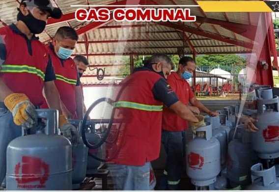 En trabajo conjunto con el líder de la revolución en #Táchira Gob <a href="/FreddyBernal/">Freddy Bernal</a> y <a href="/gas_comunal/">PDVSA Gas Comunal S.A.</a>, en <a href="/GasTachira/">Gas Táchira</a> continuamos llevando el gas doméstico a todos los municipios andinos, ofreciendo respuestas para el buen vivir del pueblo.
