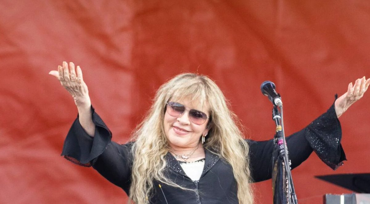 buckingham nicks on this day reconciliation era tweet media