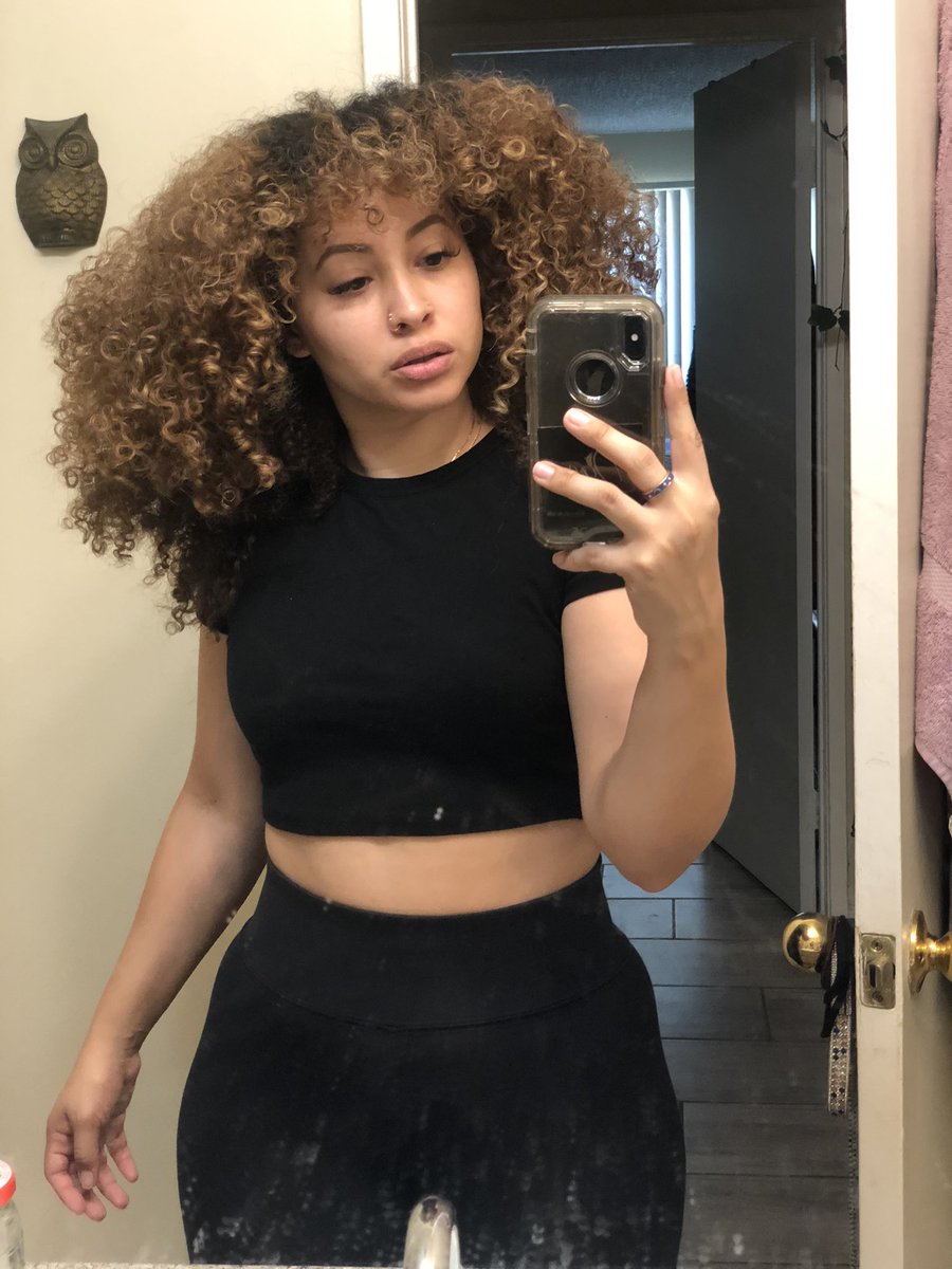 🇩🇴IG: BOBBi_DEAN tweet media