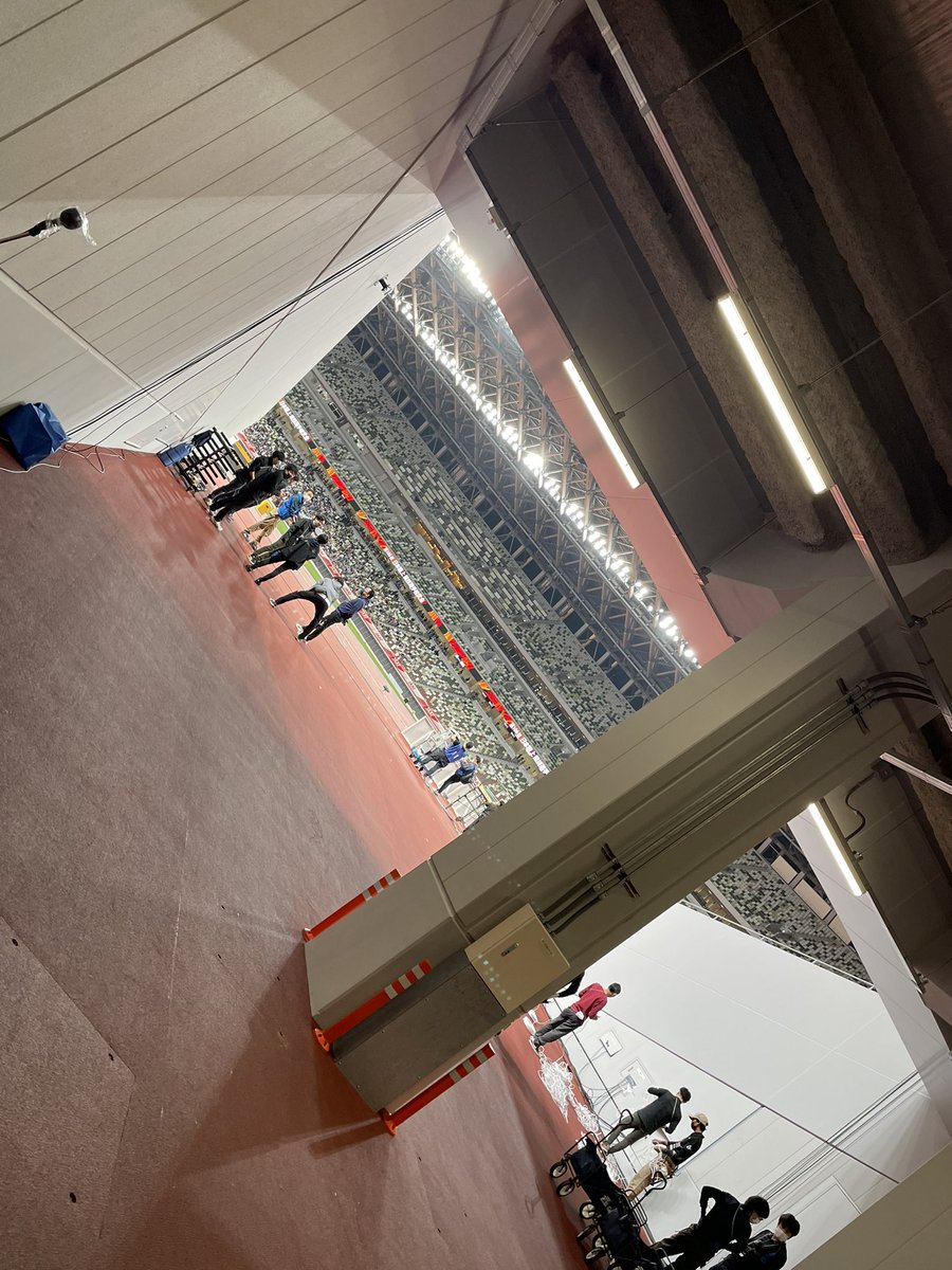 3q4_o's tweet photo. 初日本選手権
悔しい結果になりました。
ですが、ここで挫けずにもっと練習して強くなってまたこの舞台に立てるように頑張ります！！！
もう一回修行し直してきます！
親友がわざわざ応援に来てくれたのは嬉しかった😭😭
応援ありがとうございました！
#三菱重工マラソン部
#日本選手権
#adidas https://t.co/l9jlDJBICd