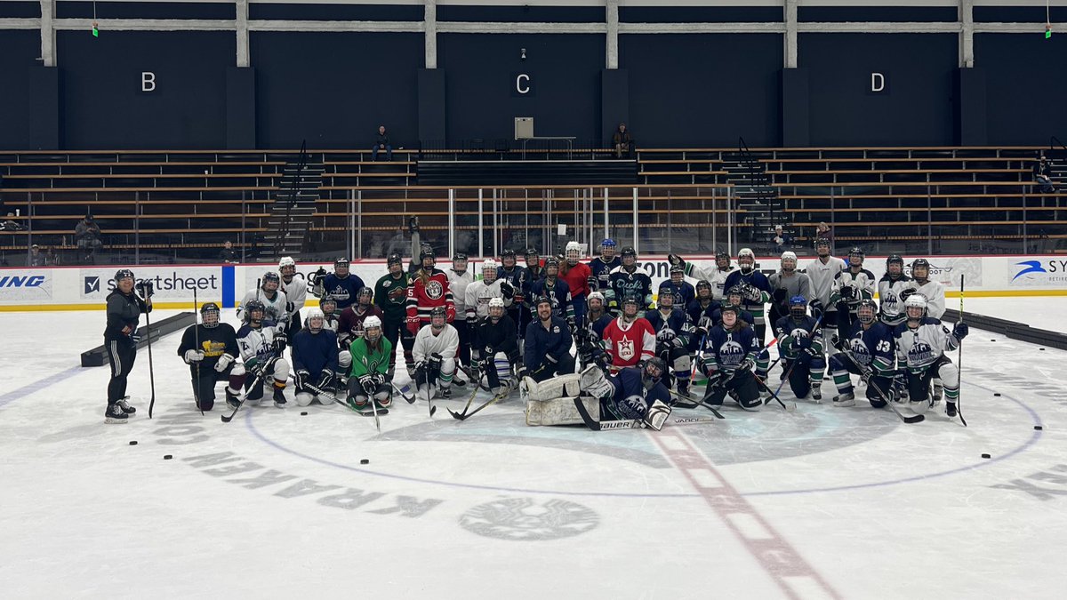 SeattleWHC's tweet image. AMAZING turnout for our Give Hockey A Try today! We can’t wait to see you all on the ice in the fall!

Thank you to everyone who joined us as a skater, and all the club members who loaned their gear to make this event possible!