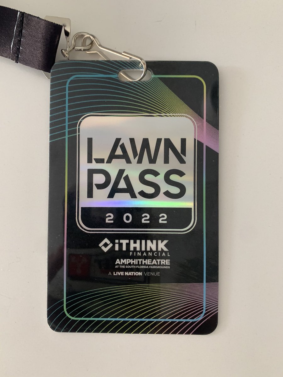 TicketTimeMach1's tweet photo. First concert of the season. @TheTimMcGraw @russelled @brandondavis_music @_alexandrakay
First time with the @LiveNation #lawnpass. Looking forward to lots of great music this season at @ithinkfiamp
#TicketsAreComing #ThatsTheTicket #MobileTicketAreLame #TicketTimeMachine https://t.co/KTqnwafKOv