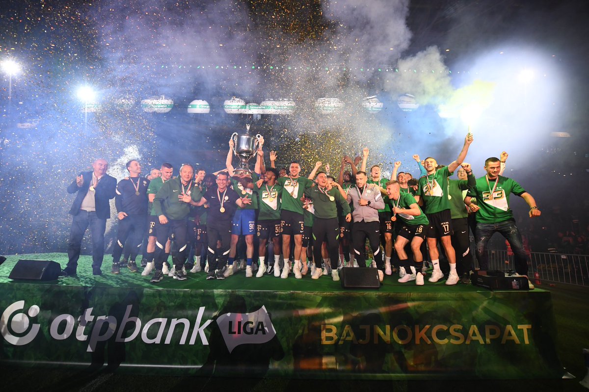 Fradi_HU's tweet photo. 🏆 CHAMPIONS 🏆 https://t.co/nJSbiT58jL