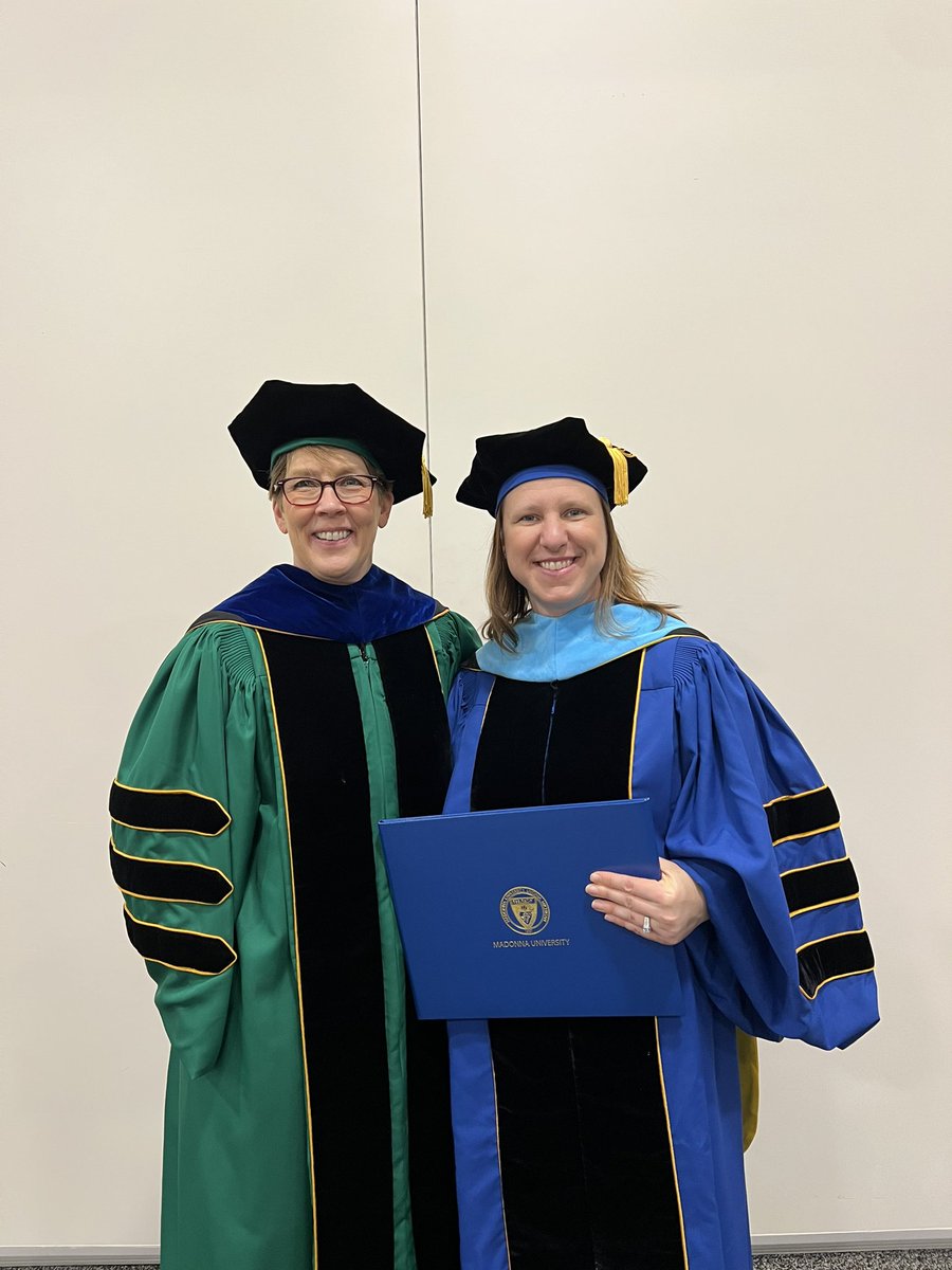 krweber80's tweet photo. Graduation day! https://t.co/SxXTAqgPSL