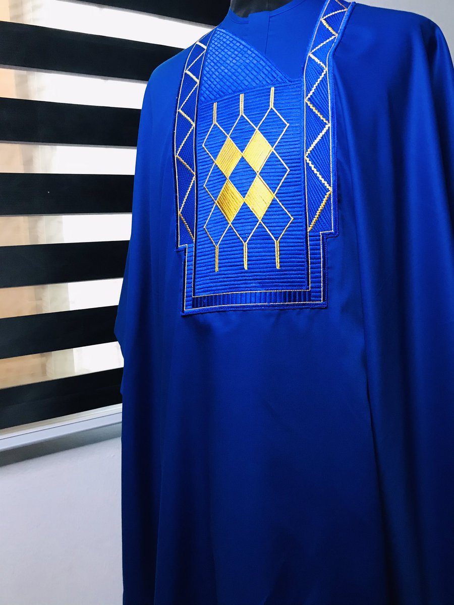 cutacros's tweet photo. 💙A G B A D A💙
.
.
.
#agbada #AbujaTwitterCommunity #groomswear #menswear #modemen https://t.co/KLZxIdUejd