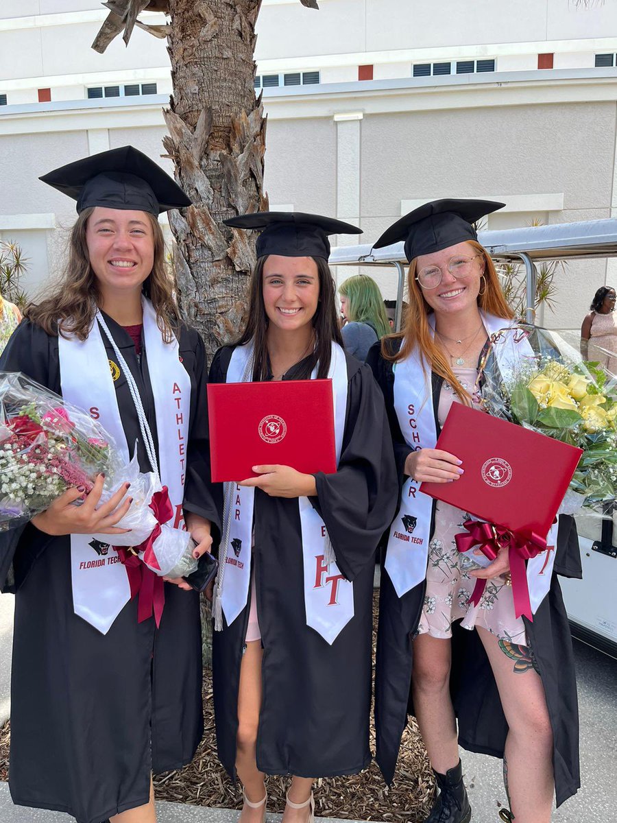 FloridaTechSB's tweet photo. Congratulations to our most recent graduates! We are very proud of you. https://t.co/xL48XSolWt