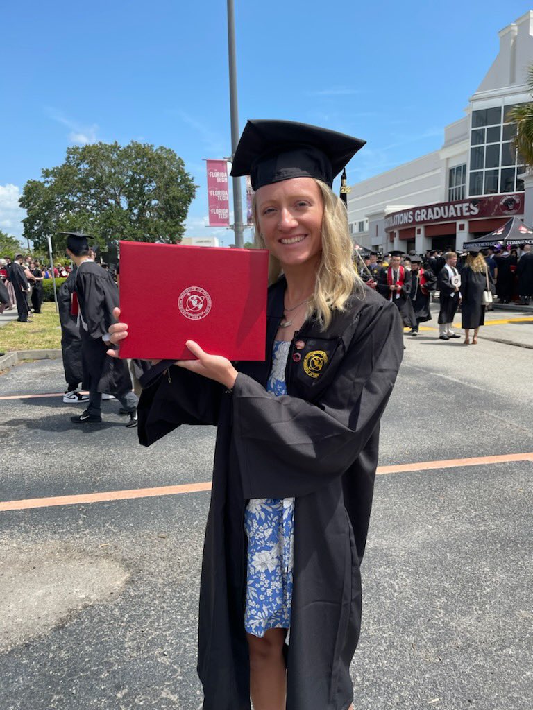 FloridaTechSB's tweet photo. Congratulations to our most recent graduates! We are very proud of you. https://t.co/xL48XSolWt