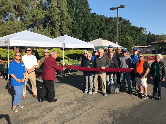 CannadyWill's tweet photo. The Pocket-Greenhaven Community Association was honored to participate in the opening of @elkslodge6 local #Pocket Farmers Market.  Vic Cima &amp; the rest of the Elks Lodge members did a great job of putting this event together.Ty to @RickJenningsD7 &amp; staff for their support. https://t.co/Z7mjzvs1Wx
