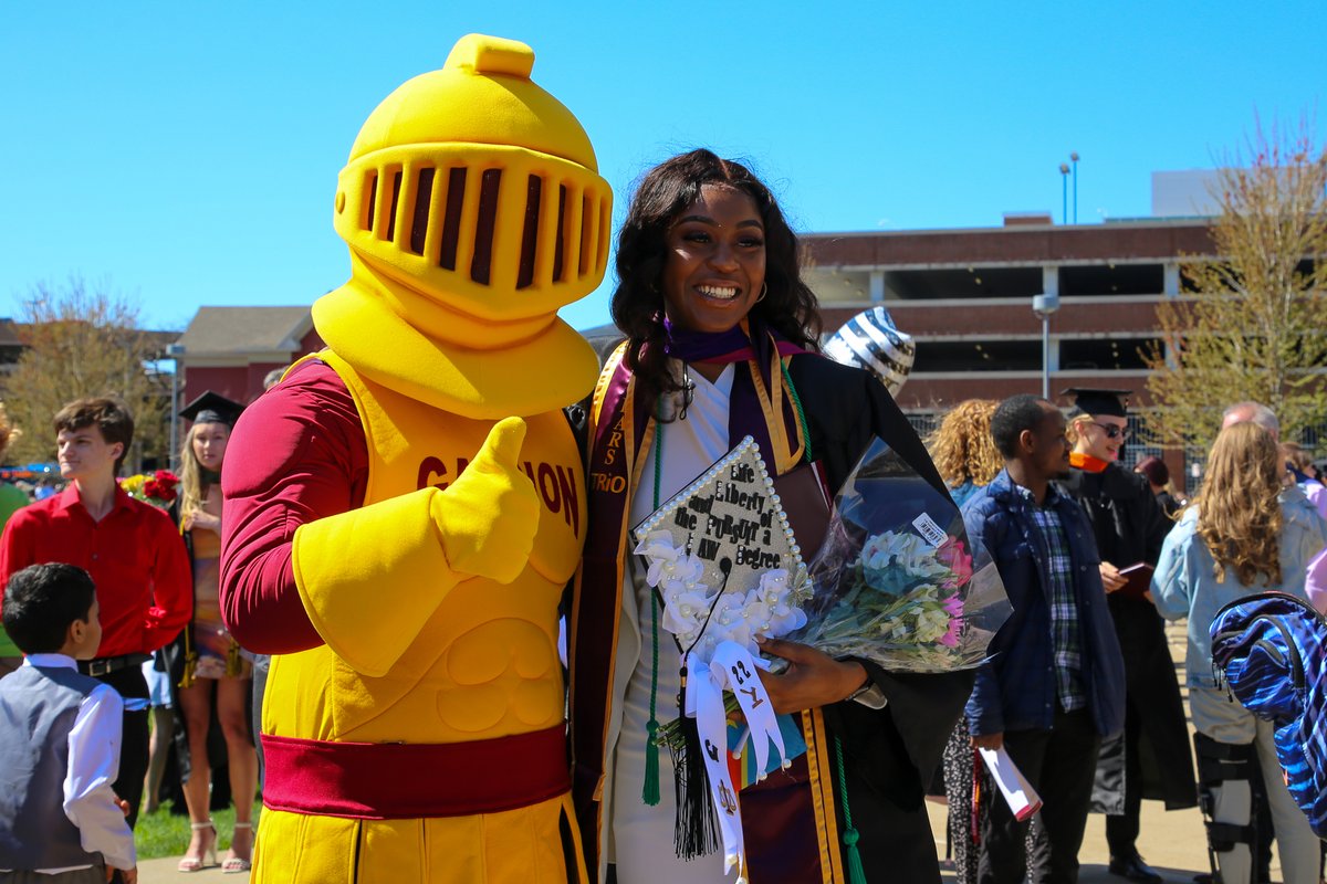 GannonU's tweet photo. "You will leave here today feeling energized about what you can do and how you can transform the world. I know you will be a leader who will have an impact and make a positive difference." -Stacy Juchno '98 #GannonGrad https://t.co/558I8YHpEv