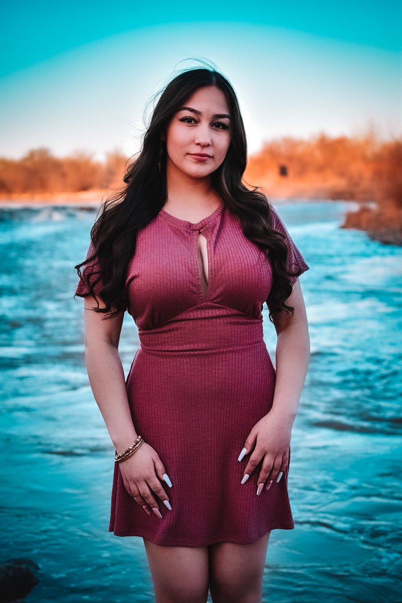 505FamilyAdvtrs's tweet photo. Graduation photos I did recently.. what do you think?👩‍🎓👩‍🎓👩‍🎓👩‍🎓👩‍🎓 #graduation2022 #graduationphotos #photography #portraitphotography https://t.co/hEMEUQAdW9
