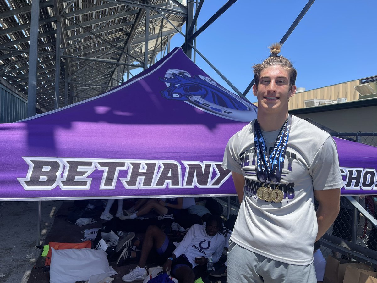 taylorheim7's tweet photo. Great state meet this weekend!
Long jump - 21’9”
4x1 - 42.77
4x2 - 1.28.3 with a 21.8 split 
3x state champion ✅
@recruit_route @TrckFootball #followtheplan https://t.co/9jbbcLQwYu