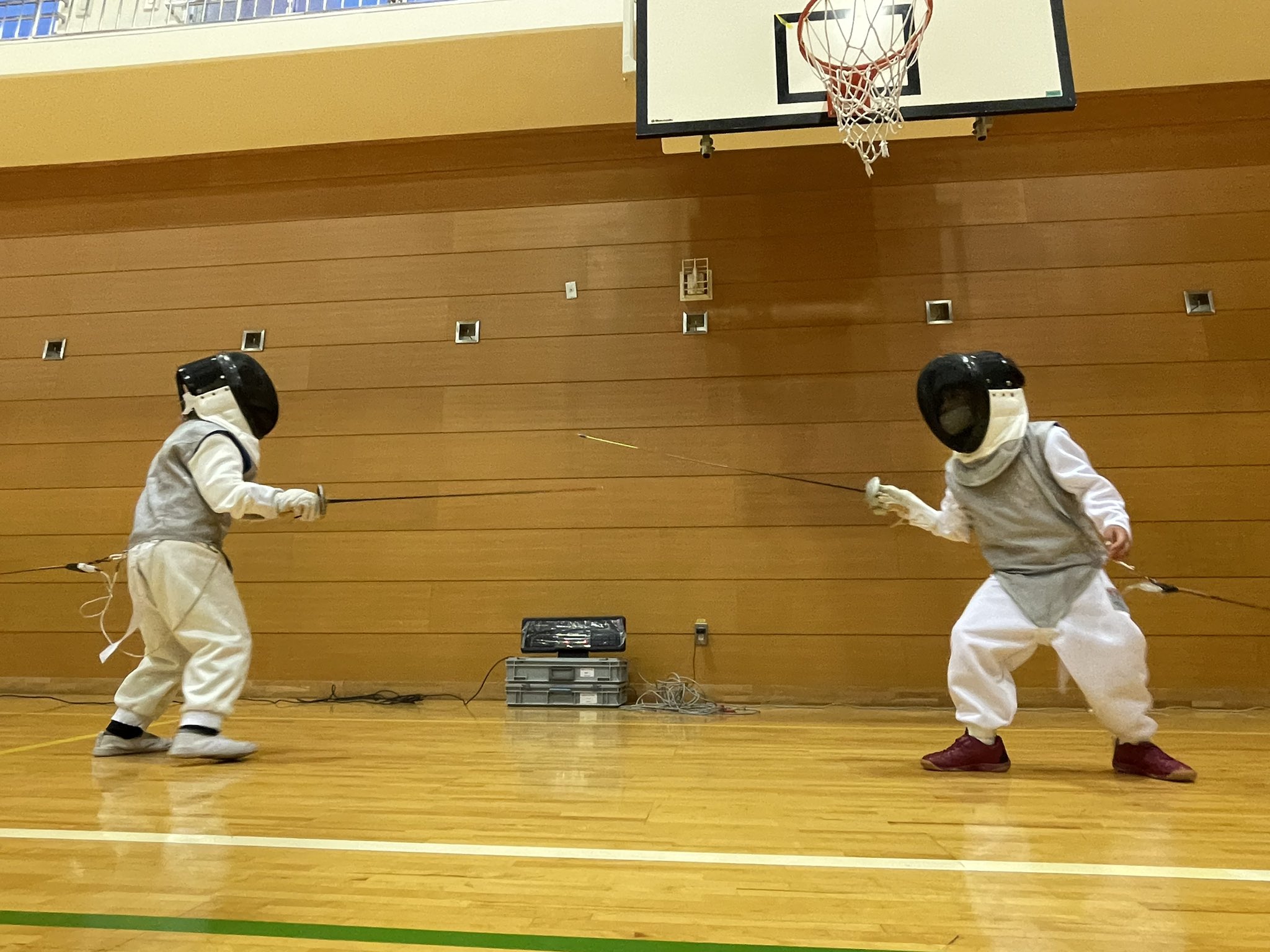 تويتر 千葉フェンシングクラブ على تويتر 元気に楽しくファイティング フェンシングのかっこよさ もっとたくさん伝えたい フェンシング 千葉フェンシング 千葉市 みどり台 小学生 中学生 習い事 個人レッスン 楽しい 仲間 一緒に 頑張る 勝ちたい