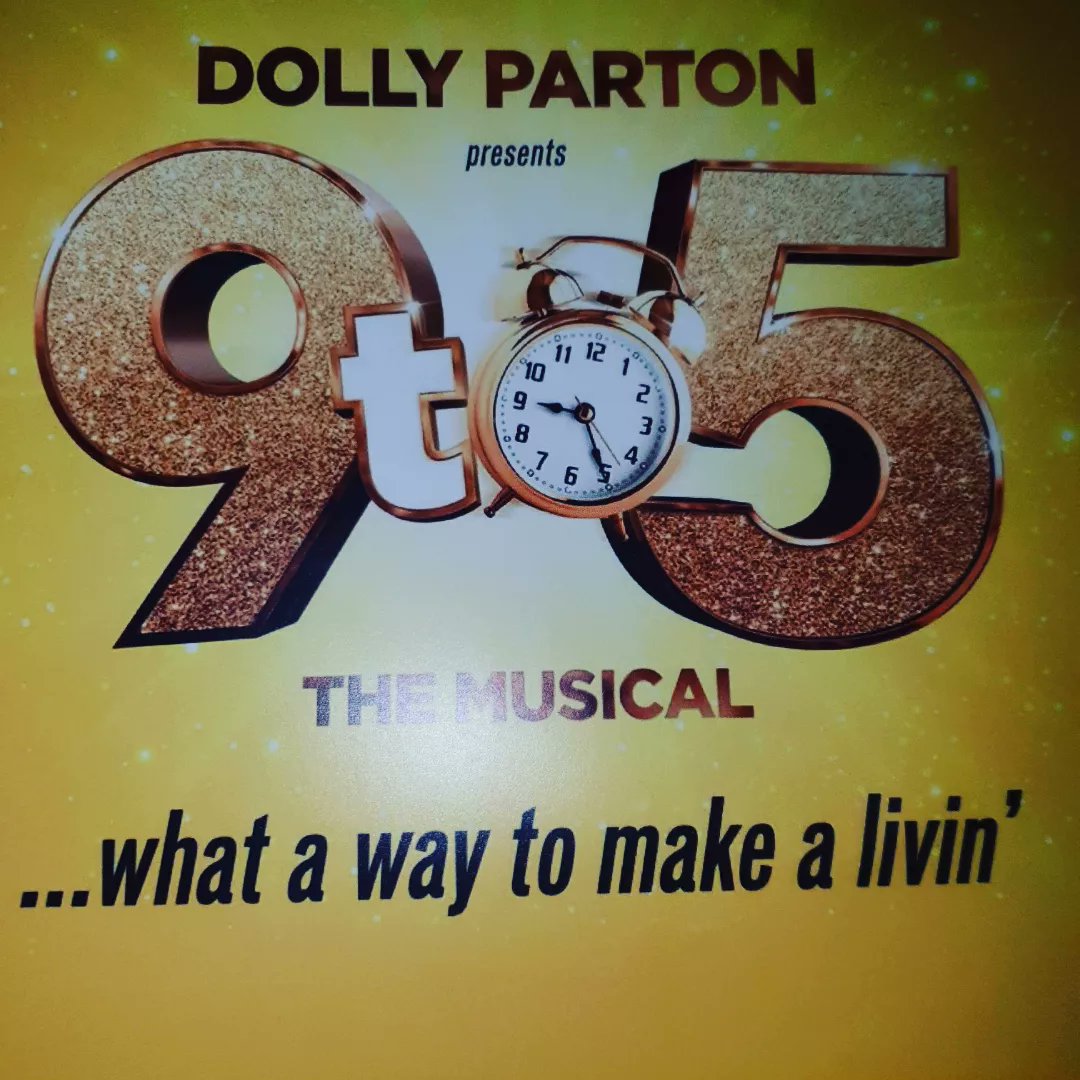 cazzawozza1's tweet photo. The proudest mum! #9to5themusical @MandSBankArena #liverpool https://t.co/vG80N2hAMb