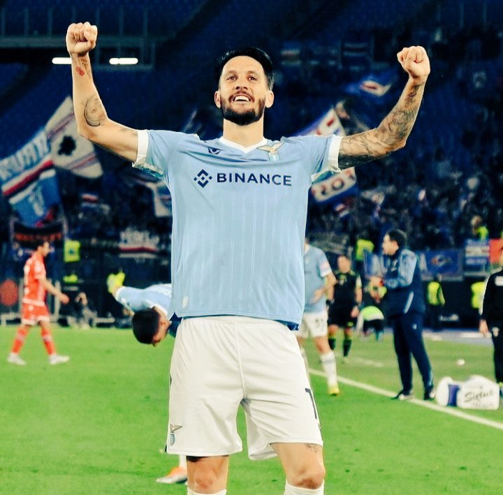 rullo_lulic_89's tweet photo. La pelota siempre al Diez!!!
🪄🪄🪄 #LazioSampdoria #LuisAlberto10 #MagicLuis https://t.co/7JflKv0nxS