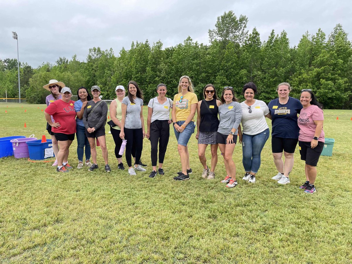KensingtonESNC's tweet photo. Field Day 2022 was a huge success! Kids had fun, parents had fun, staff had fun! #SchoolISFun
Thank you to our organizers and all of our FIELD DAY VOLUNTEERS (we didn't capture all of you, but know you are valued)! #KESKnights #KESTogether
@UCPSNC @AGHoulihan https://t.co/MxSSmHFFWO