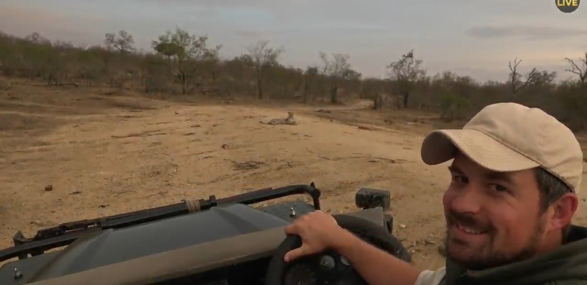Tunacat3's tweet photo. I really miss these days with Tristan and his Hosana sightings. 💔#wildearth https://t.co/fffrXi7xVG