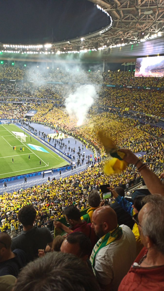 saintpas85's tweet photo. @clem_robinho https://t.co/MUy5QZQRRS