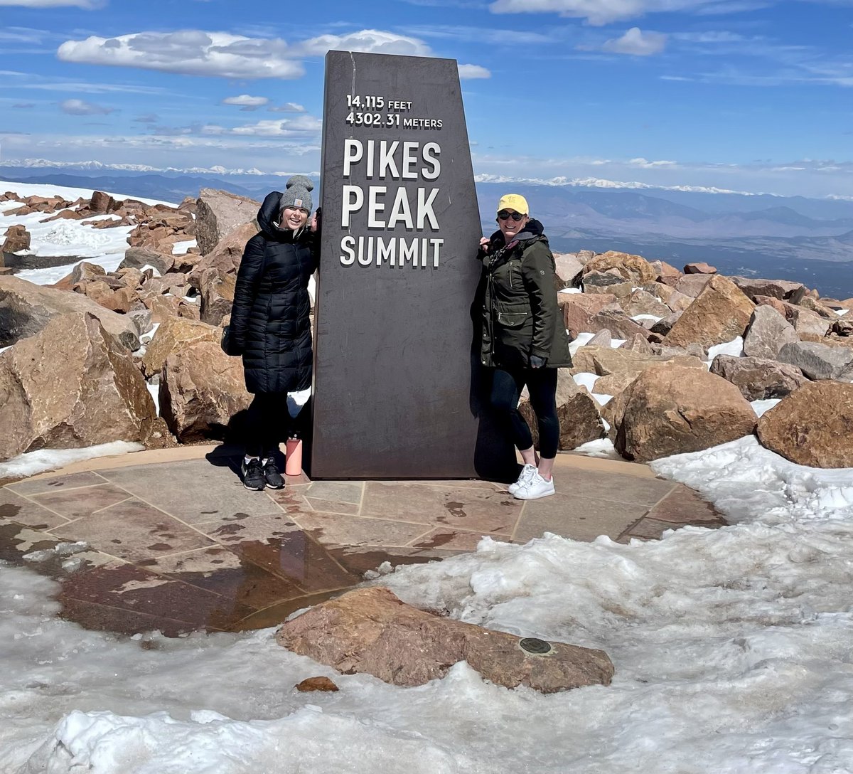 katie314fischer's tweet photo. My mom always encouraged me to βtake an adventure.β Sheβd have been proud of the latest addition to my story, aka #MothersDayPreGaming πΉ with #FrontlineFischer.
Zip-lining across the #RoyalGorge
#GardenOfTheGods
@seven_falls
@PikesPeakSummit
#HappyMothersDay
#LiveYourList https://t.co/jpToT1SBhC