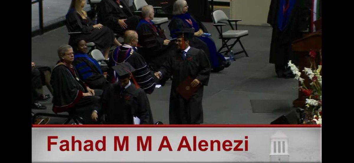 ﴿ وَآخِر دَعْوَاهُمْ أَنْ الْحَمْد لِلَّهِ رَبّ الْعَالَمِينَ ﴾

تم بحمدالله تخرجي 
من الولايات المتحده الامريكيه
من جامعة
The University of Alabama 

وحصولي على درجة البكالوريوس
 في تخصص الهندسة المدنية 
سائلاً المولى التوفيق لي ولكم

م. فهد مبارك العنزي