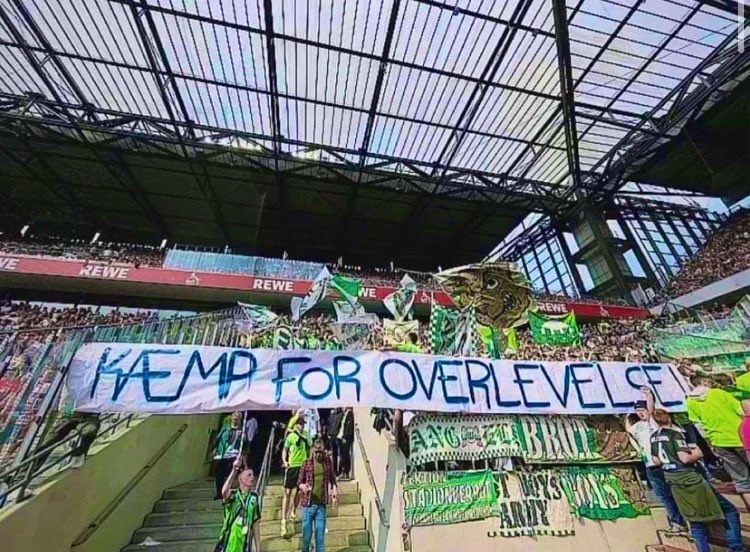 NYCB85's tweet photo. #PMGout 💙💚 @EsbjergfB #KOEWOB #HBKEfB https://t.co/3aUsryHVYK